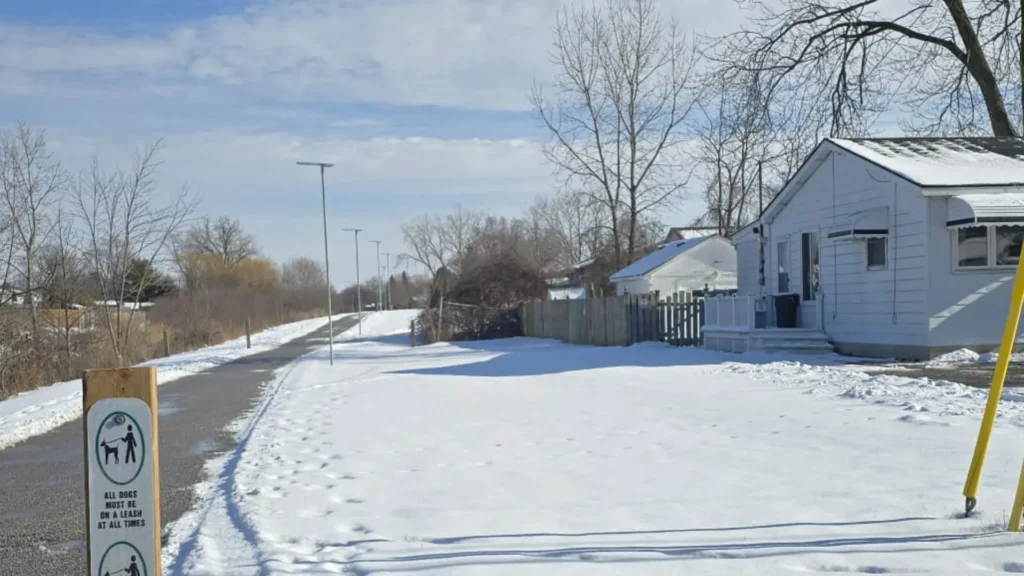 1-19canadian-239188140ssl-34a-5 1 19canadian 239188140ssl 34a 5