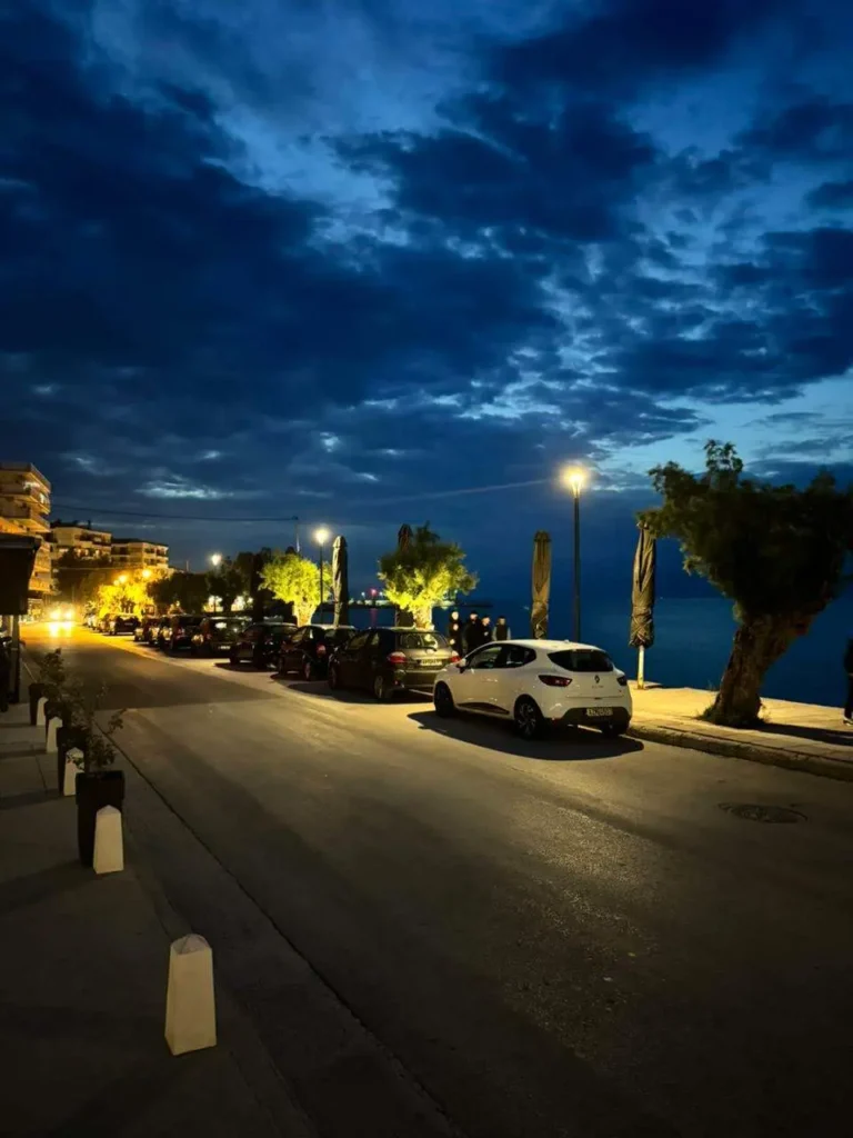 Smart Solar Street Lights Illuminate Australia 5 1