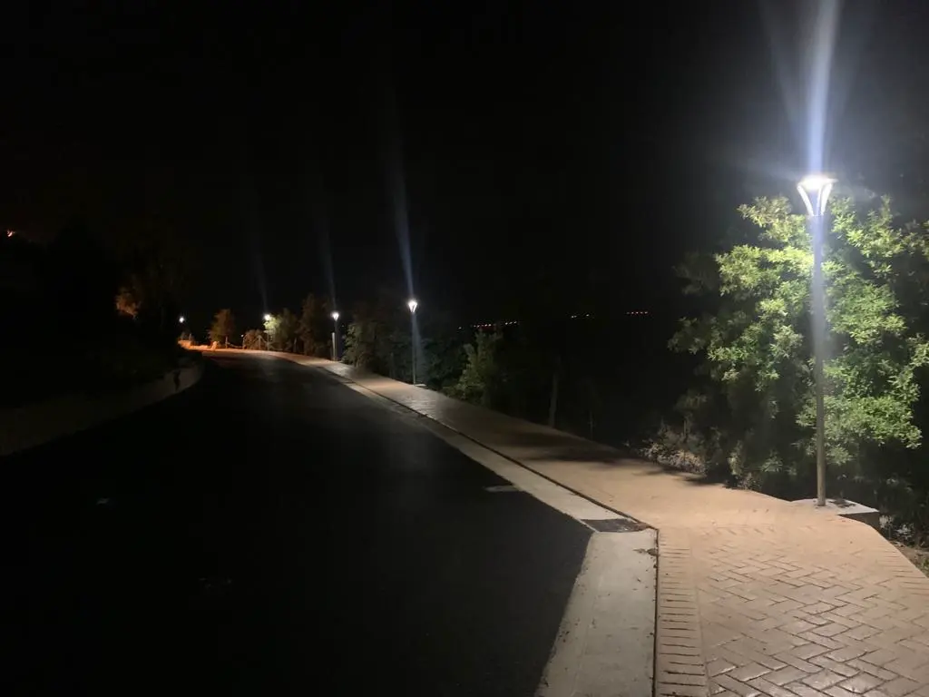 75 Solar Street Lights for Park Lighting in Italy 1