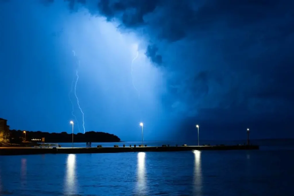 Solar Street Lights for Croatia Coastal Ports (3) Solar Street Lights for Croatia Coastal Ports 3