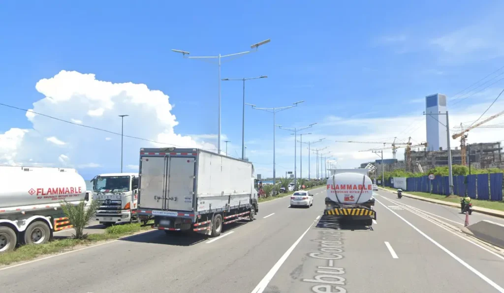 How We Delivered 2000 Solar Street Lights for the Philippine DPWH Road Project 1