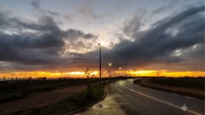 Kumaha Lampu Jalan Tenaga Surya Ngurangan Biaya Pangropéa pikeun Jalan Pesisir di Mauritius 2