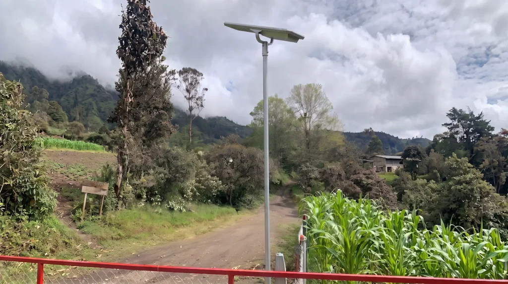 Off-Grid Solar Streetlight Project for a Farm Road in Colombia (1) Off Grid Solar Streetlight Project for a Farm Road in Colombia 1