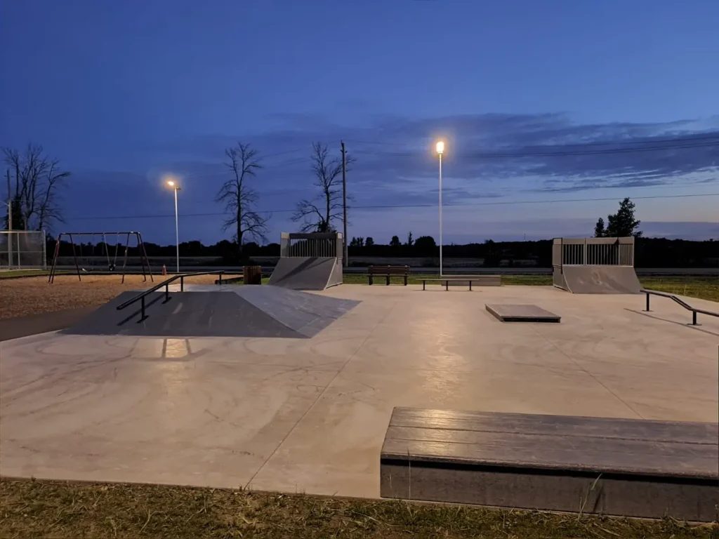 Solar Lighting Project for a Community Park and Multi-Purpose Sports Field in a High-Latitude Community in North America (4) Solar Lighting Project for a Community Park and Multi Purpose Sports Field in a High Latitude Community in North America 4