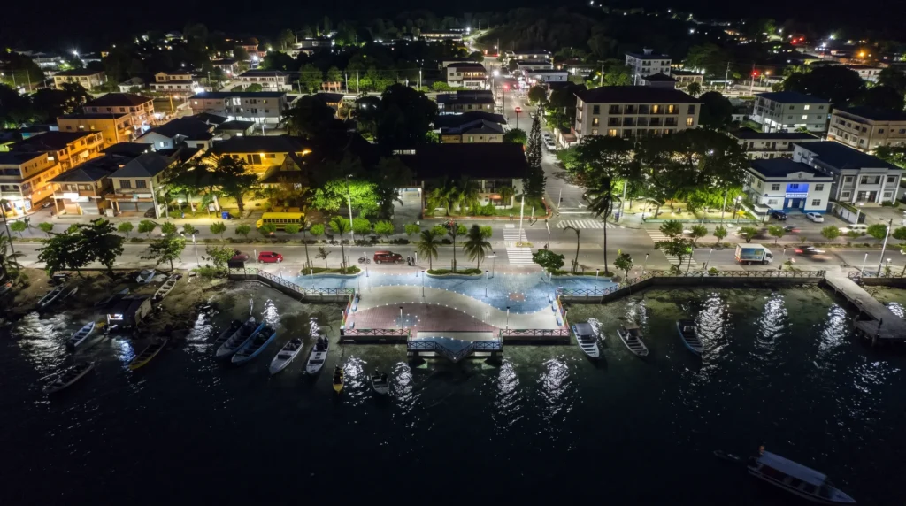 Solar Lighting Project for a Seaside Plaza in Colombia (2) Solar Lighting Project for a Seaside Plaza in Colombia 2