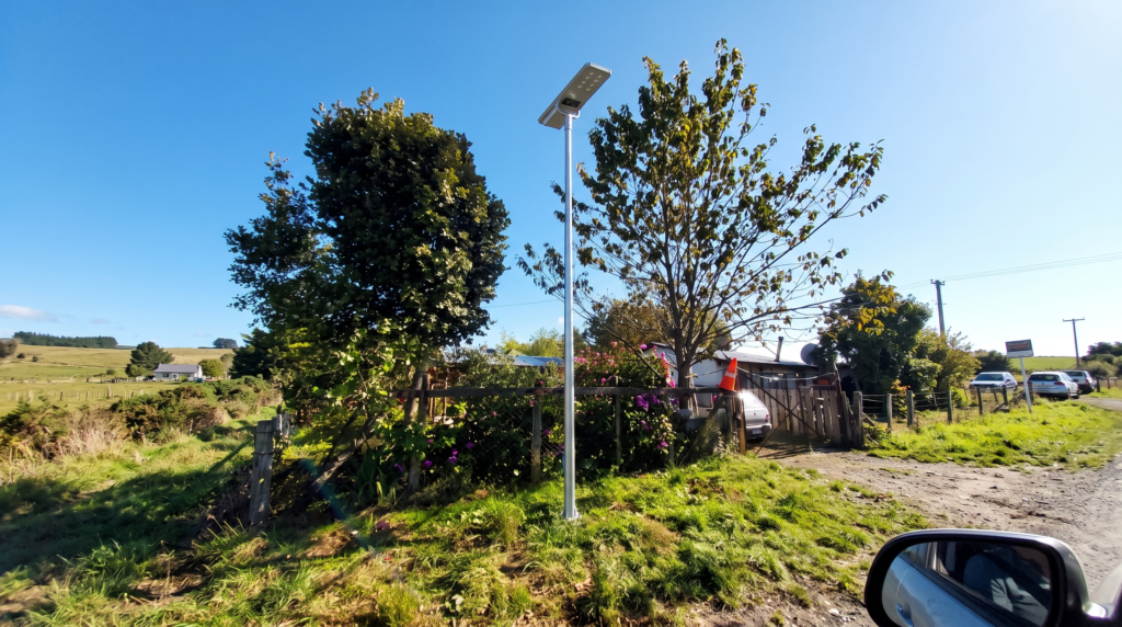 55 Sets of Solar Street Lights on Rural Roads in Central Chile (3) 55 Sets of Solar Street Lights on Rural Roads in Central Chile 3