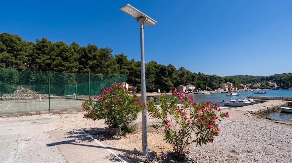 Solar Streetlight Project at a Croatian Marina (3) Solar Streetlight Project at a Croatian Marina 3